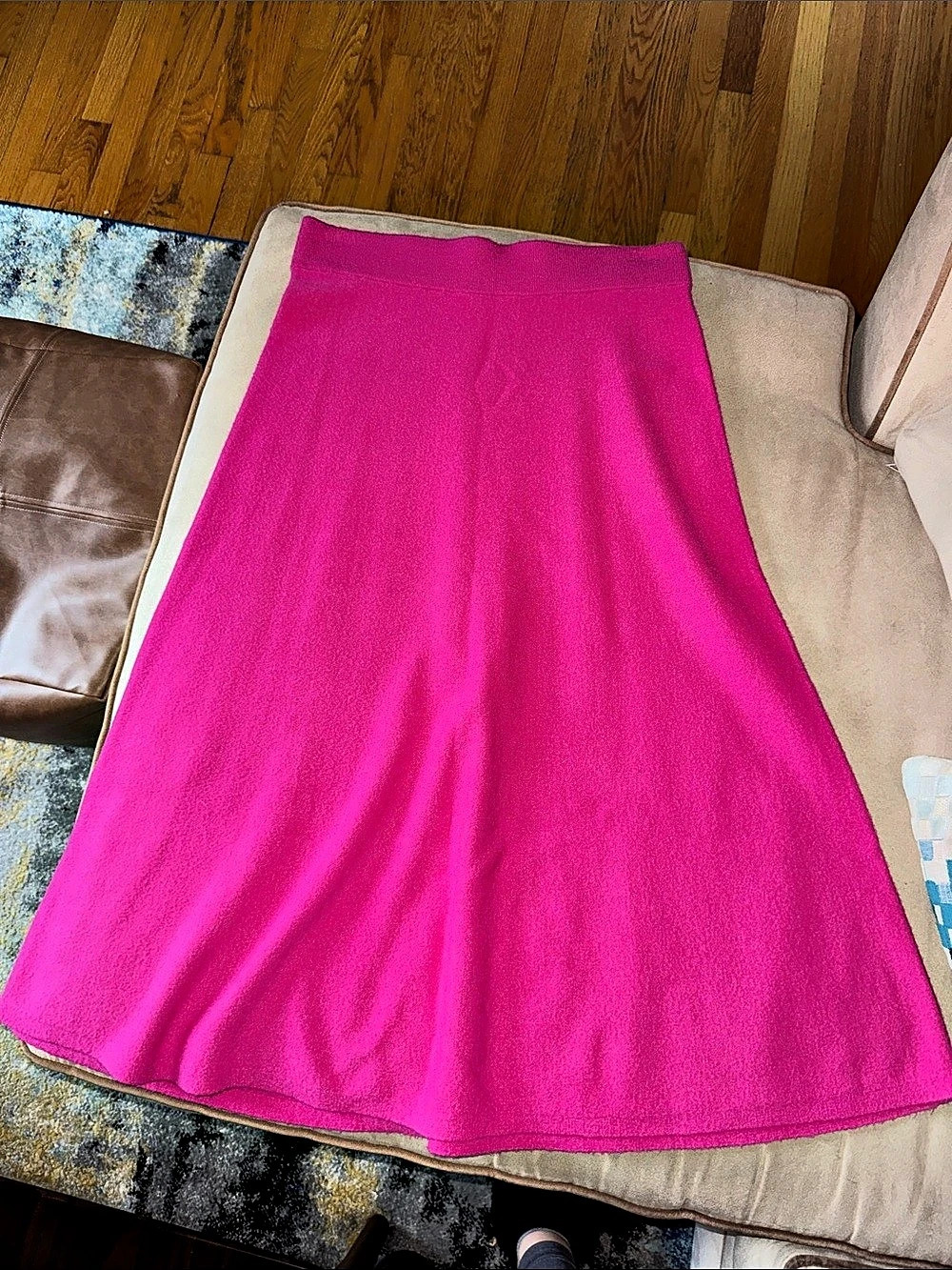 Ann Taylor A-Line Skirt in Pink Size Medium Like New